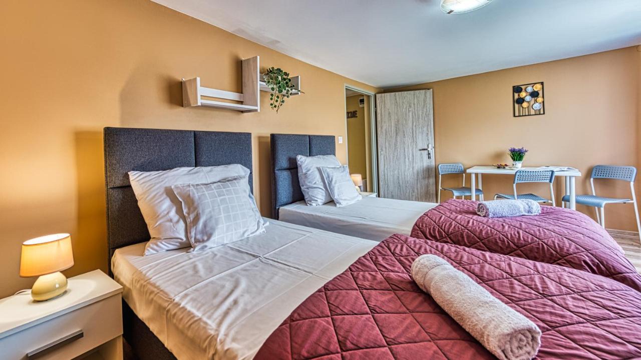 Maja Pokoje Z Widokiem Kameralna Agroturystyka Na Pogorzu Izerskim Z Sauna I Jacuzzi (Adults Only) Mirsk Dış mekan fotoğraf