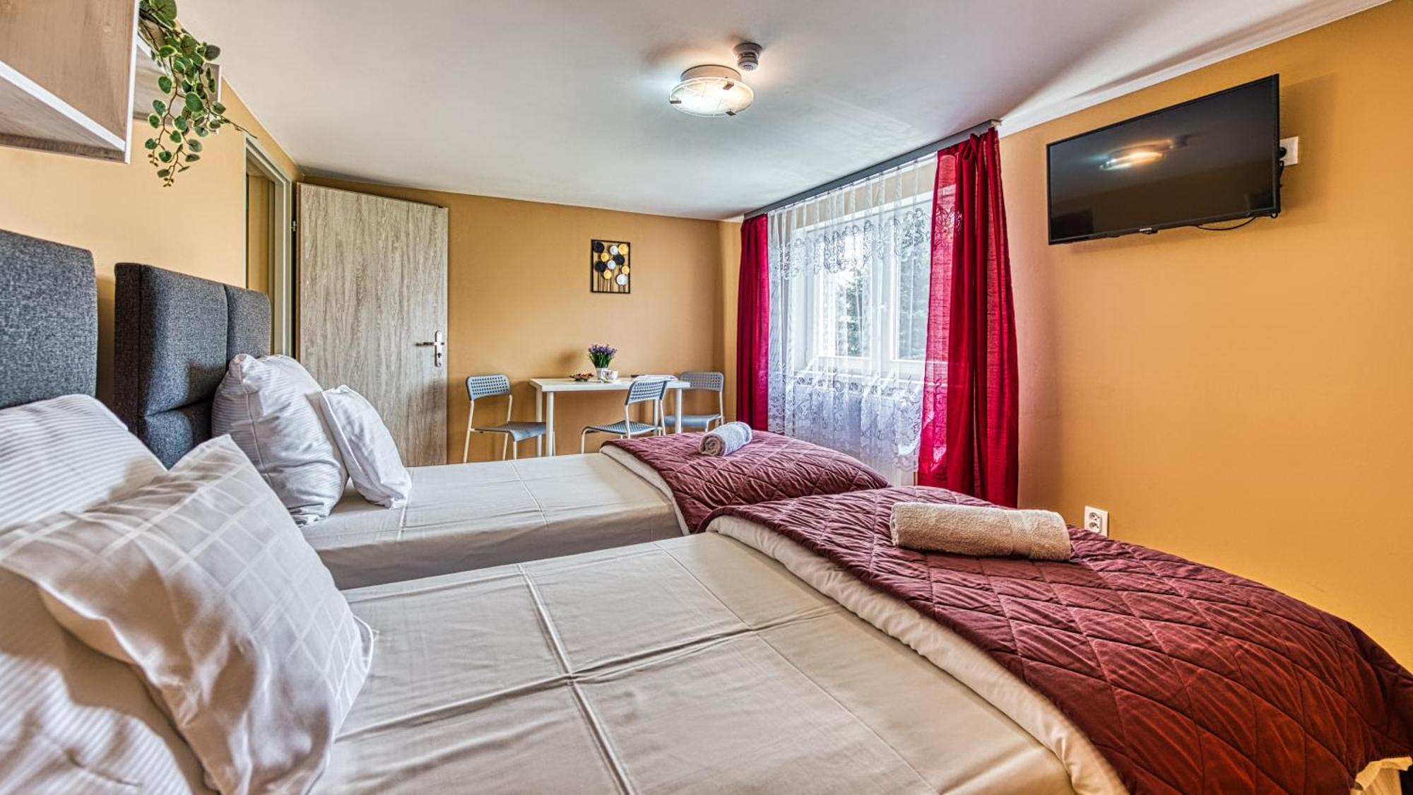 Maja Pokoje Z Widokiem Kameralna Agroturystyka Na Pogorzu Izerskim Z Sauna I Jacuzzi (Adults Only) Mirsk Dış mekan fotoğraf